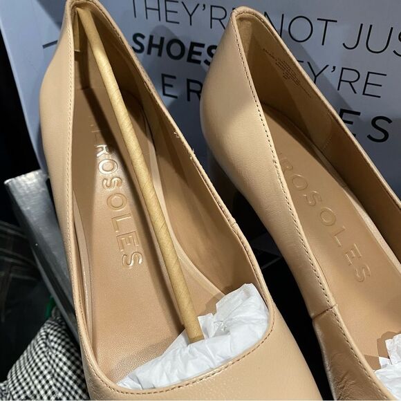 AEROSOLES Tan Heels - Picture 2 of 6